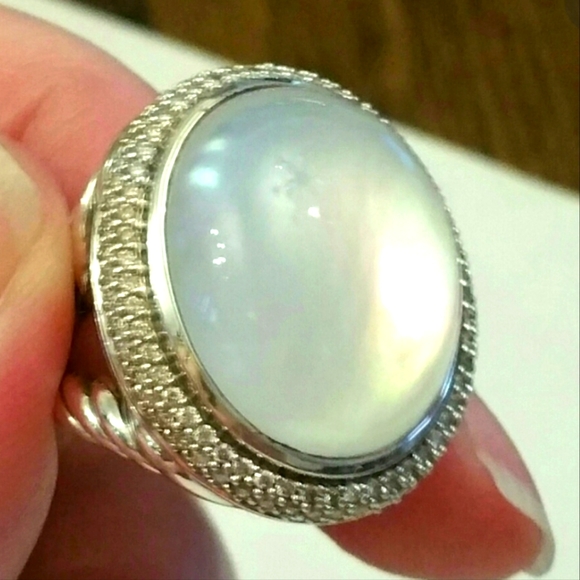 David Yurman Moonstone MOP Ring - Picture 4 of 8
